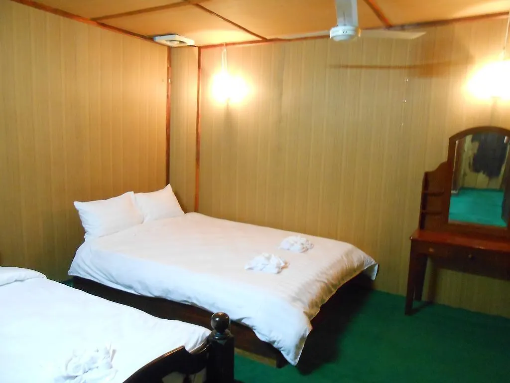 Luangprabang Old Centre House - Thavisouk Guesthouse Laos