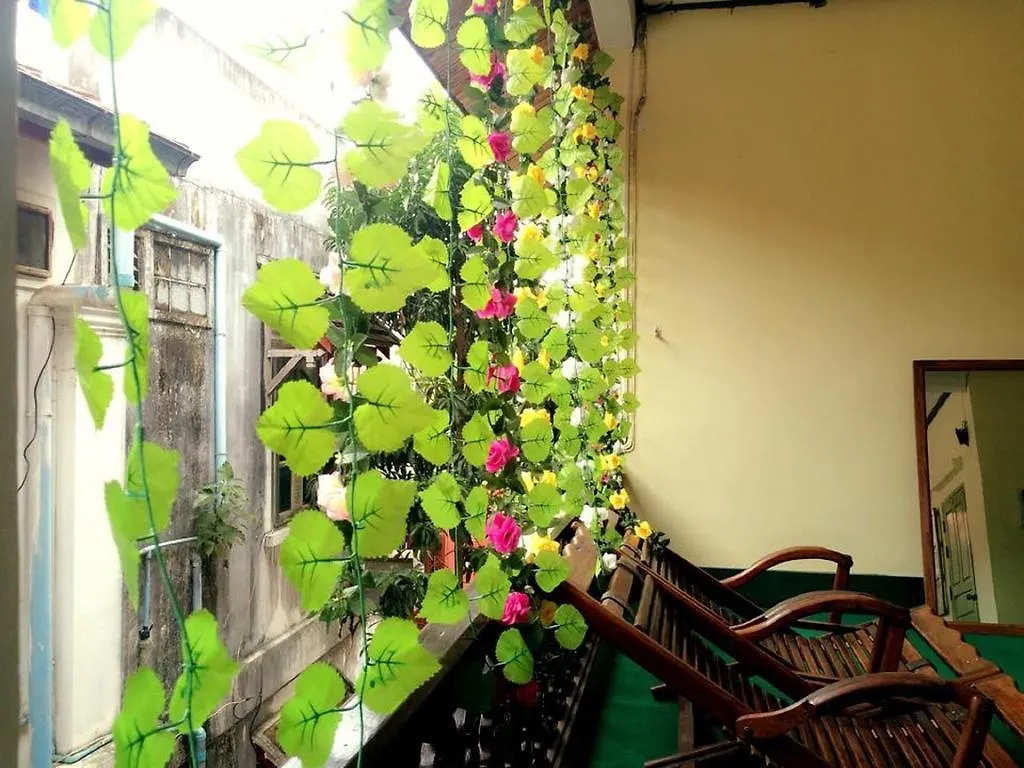 Luangprabang Old Centre House - Thavisouk Guesthouse 2*, Luang Prabang